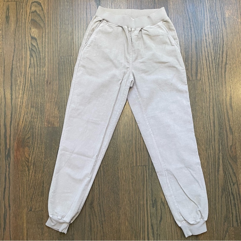 Faherty Corduroy Tan Arlie Day pant joggers